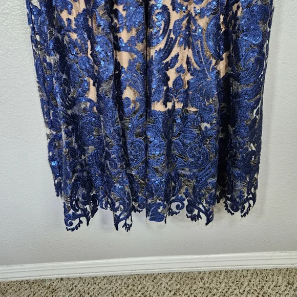 Dress the Population Blue Lace Midi Dress - Picture 6 of 14